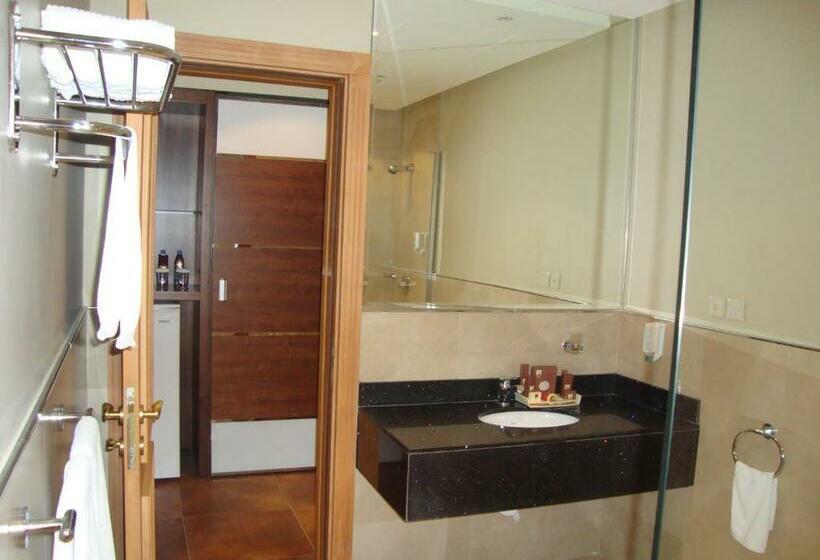 Апартаменты Deluxe 1 Спальня, Milan Deluxe Suites