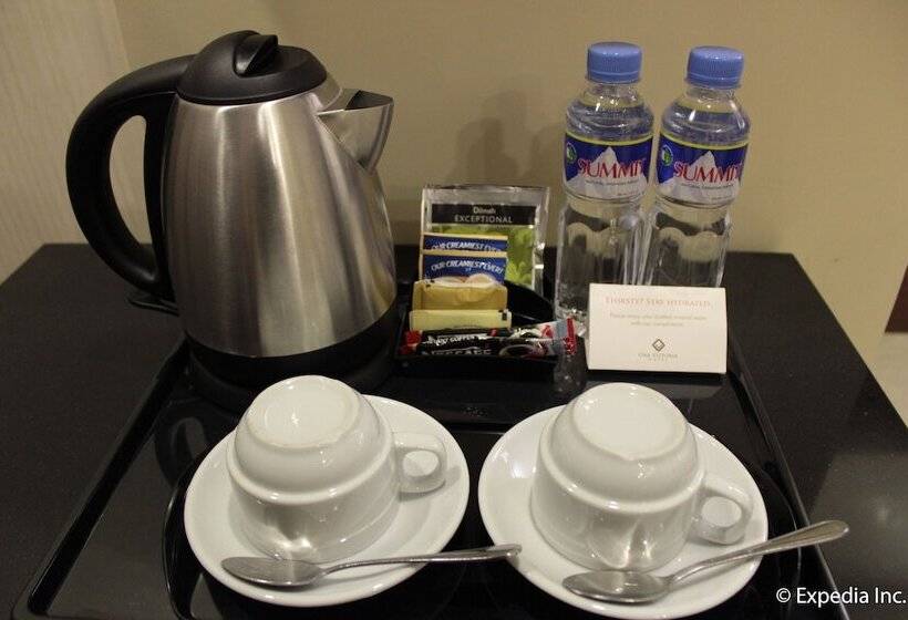 جناح إدارى, One Vittoria