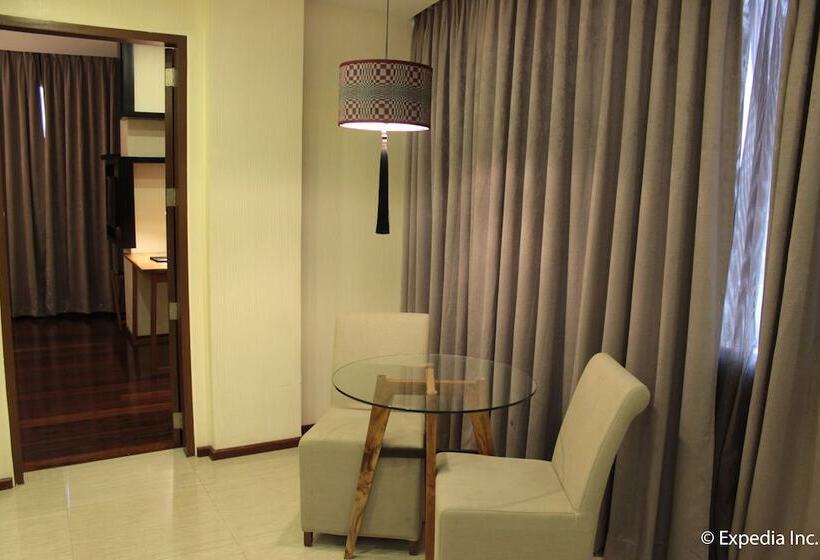 جناح إدارى, One Vittoria