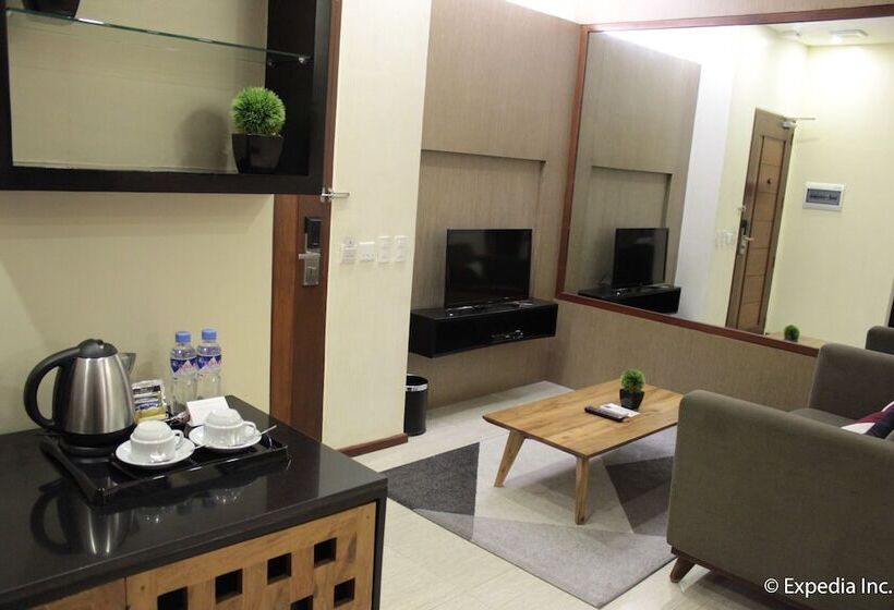 جناح إدارى, One Vittoria