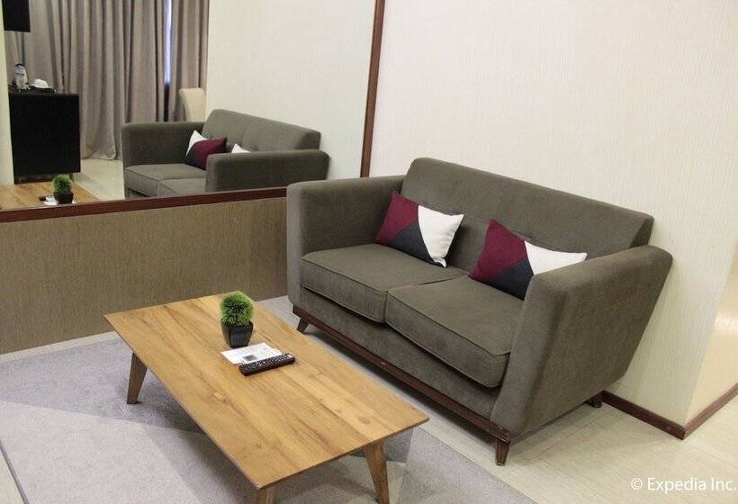 جناح إدارى, One Vittoria