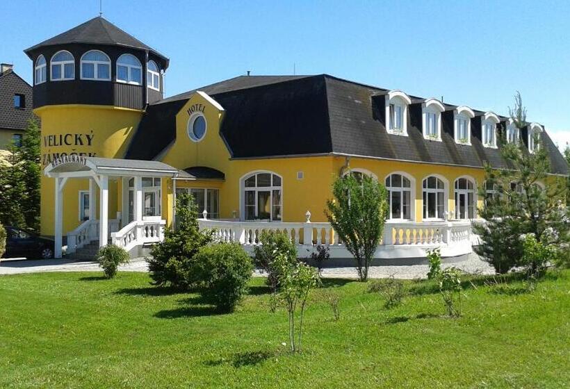 اتاق خانوادگی, Pension Velický Zámoček