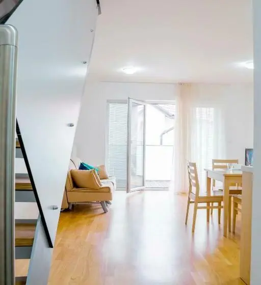 , Postojna Cave Rooms & Apartments Proteus