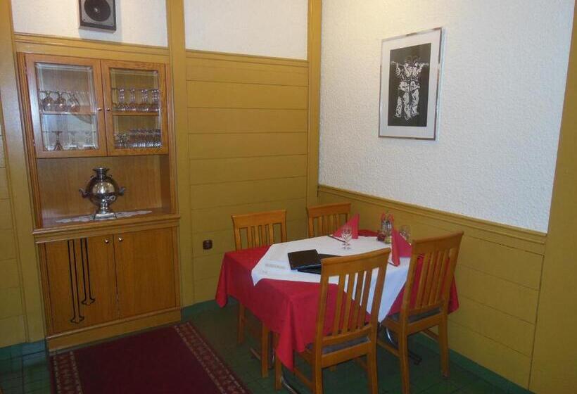 اتاق استاندارد سه نفره, Pri Belokranjcu