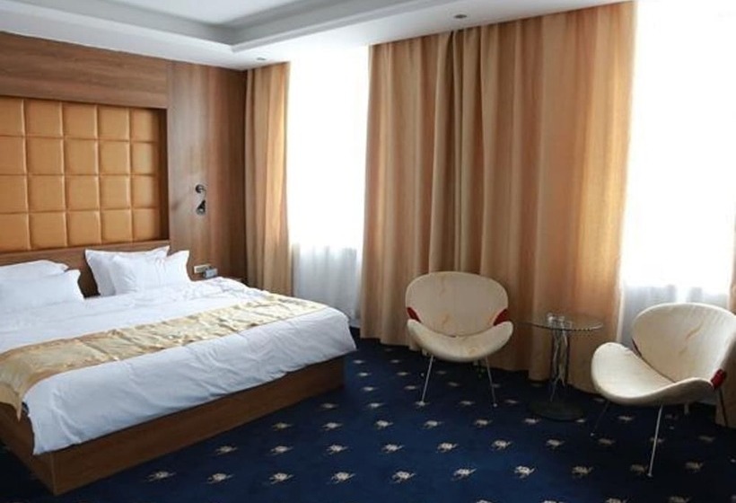 اتاق استاندارد, Pumaimperial