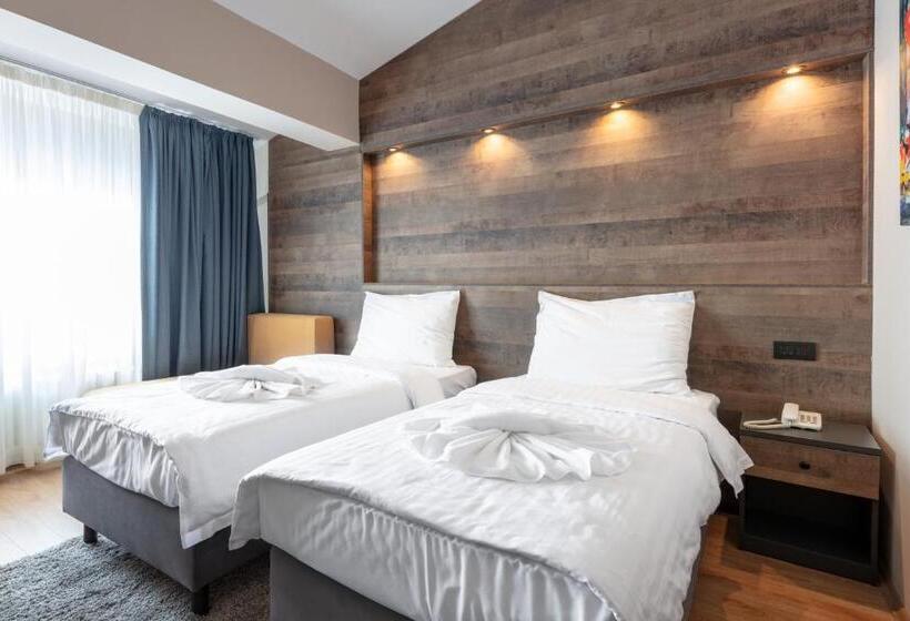 اتاق سوپریور خانوادگی, Sport, Resort Mavrovo