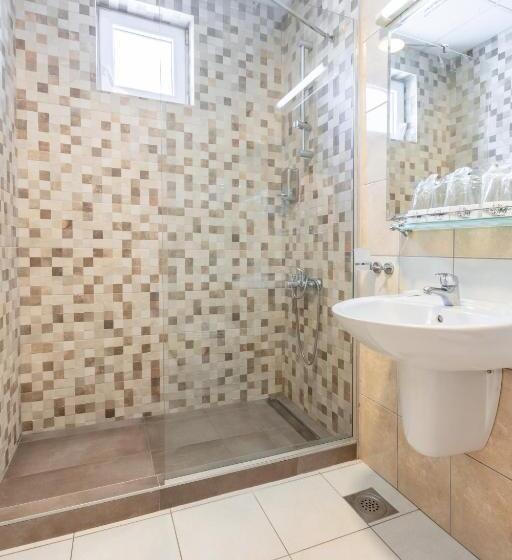 اتاق سوپریور خانوادگی, Sport, Resort Mavrovo