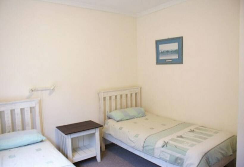 Номер Стандарт, Jeffreys Bay Backpackers