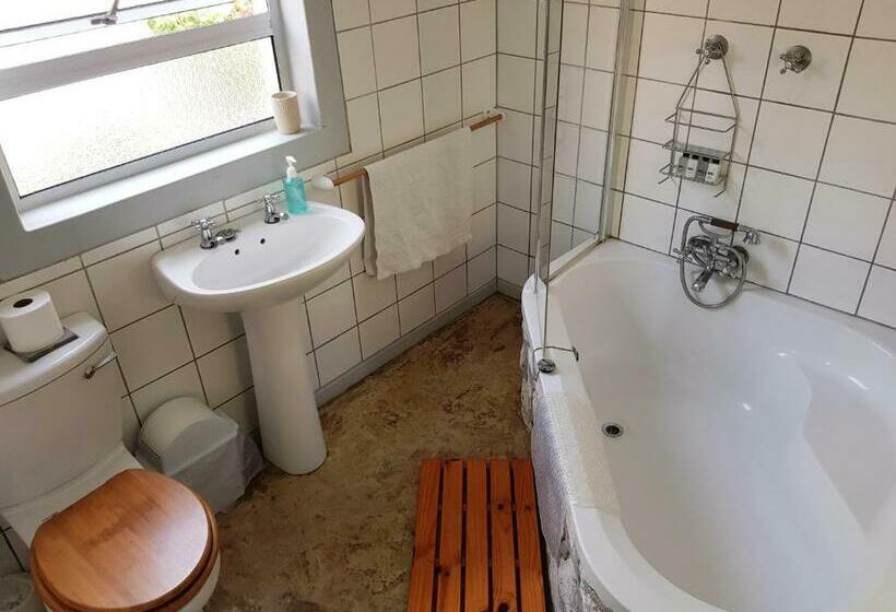 חדר סטנדרט, Beachcombers