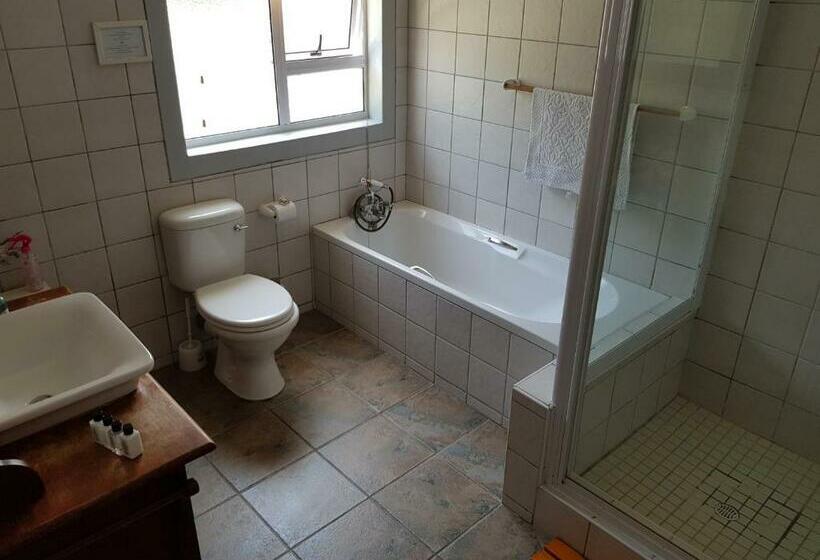 חדר סטנדרט, Beachcombers