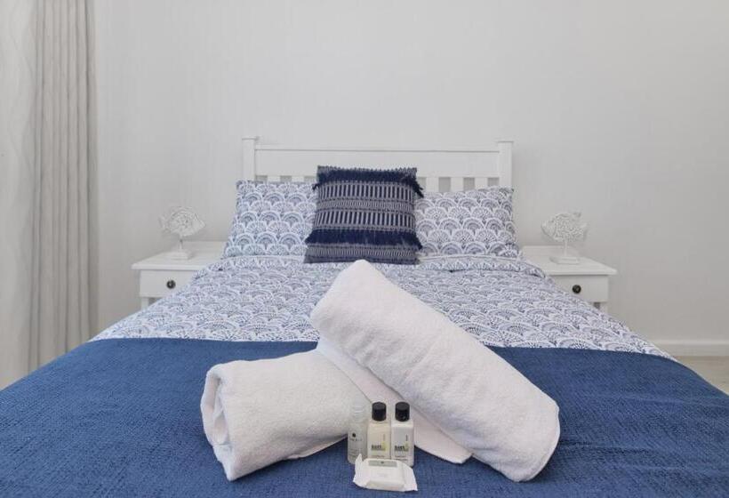 דירה בת חדר שינה 1 עם מרפסת, Beachcombers