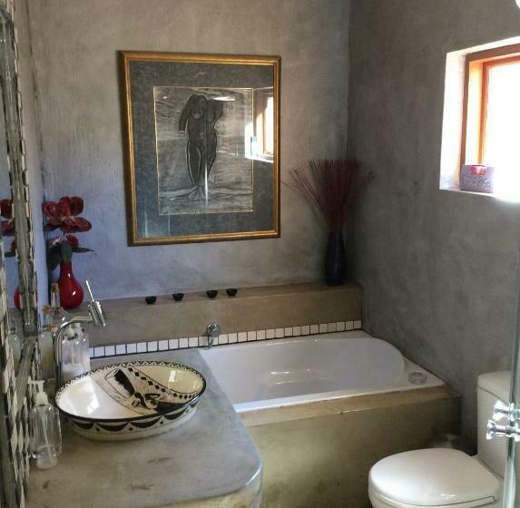 Deluxe Suite King Bed, 278 On Main