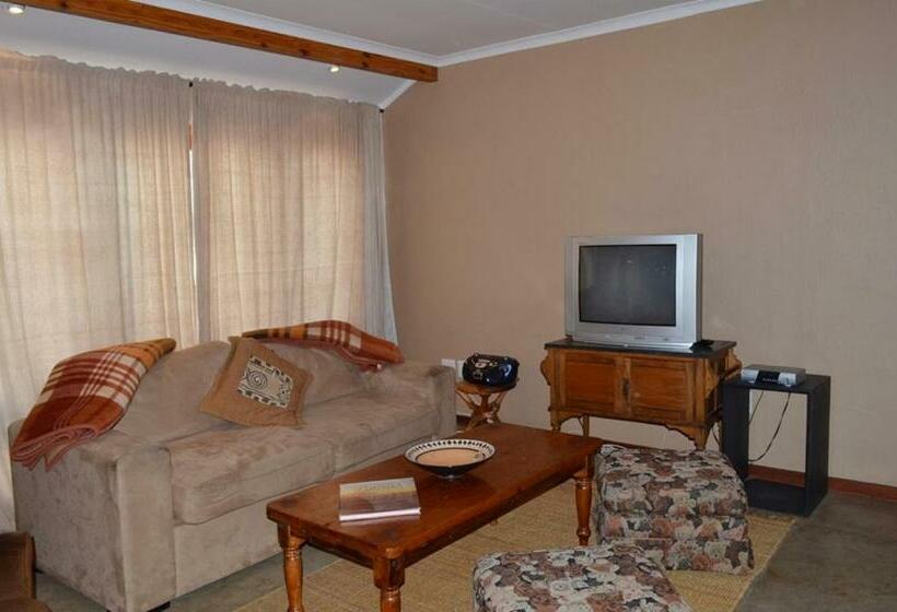 Deluxe Suite King Bed, 278 On Main