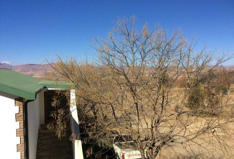 Deluxe Suite King Bed, 278 On Main