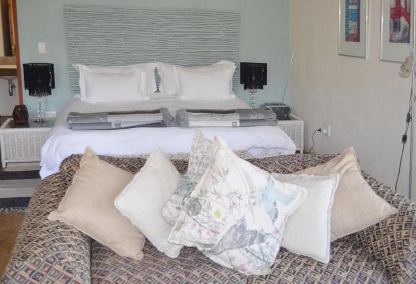 Deluxe Suite King Bed, 278 On Main