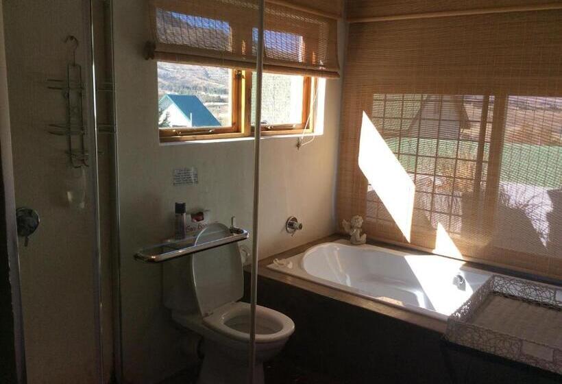 Deluxe Suite King Bed, 278 On Main