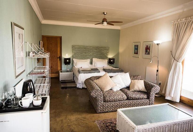 Deluxe Suite King Bed, 278 On Main