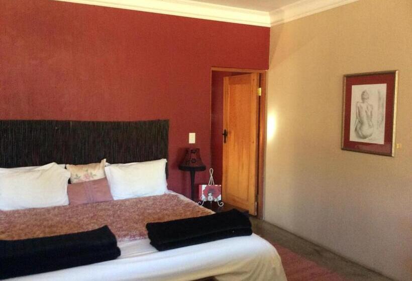 Deluxe Suite King Bed, 278 On Main