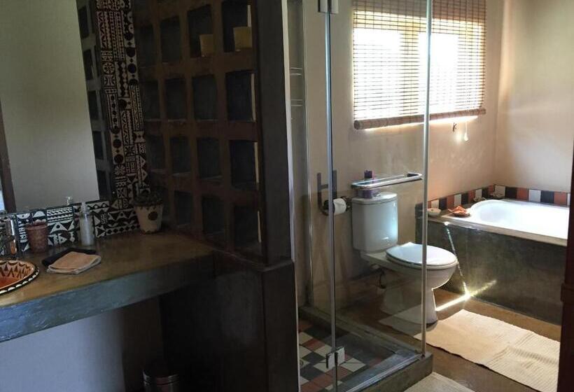 Deluxe Suite King Bed, 278 On Main