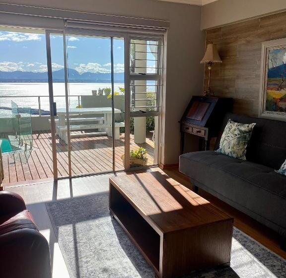 Семейный Номер, 3coloursblue Guest House