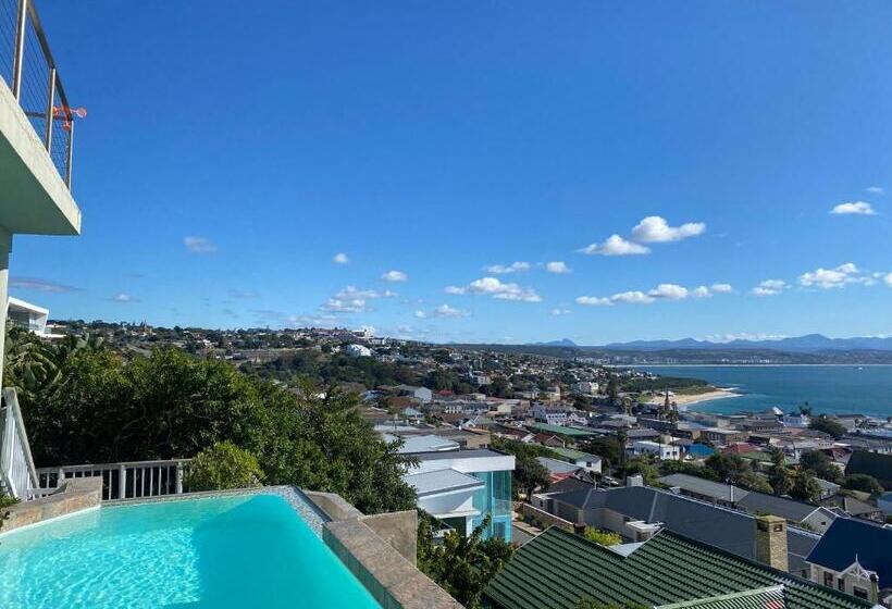 プールビュースタンダードルーム, 3coloursblue Guest House