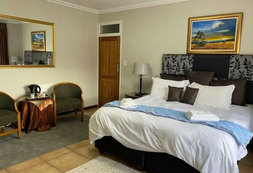 キングサイズベッドのスタンダードルーム, Africa Footprints Guest House