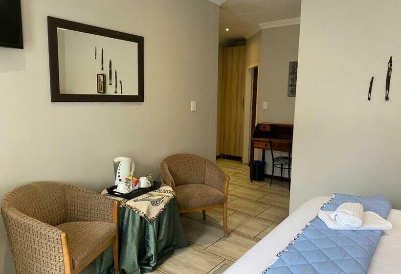 غرفة قياسية سرير كينج, Africa Footprints Guest House