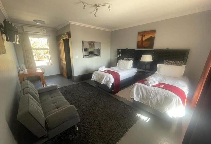 キングサイズベッドのスタンダードルーム, Africa Footprints Guest House