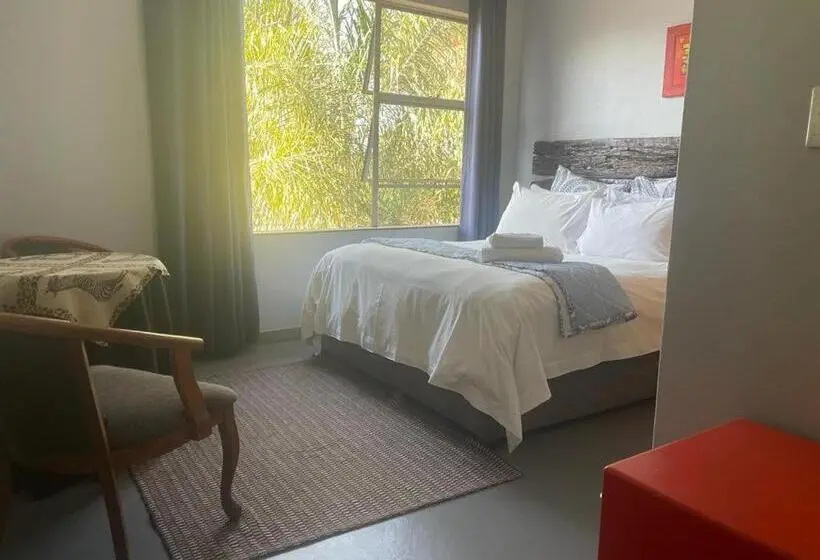スタンダードルーム, Africa Footprints Guest House