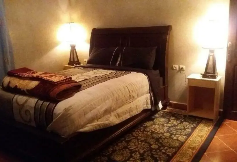 Deluxe-huone, Auberge Tilila