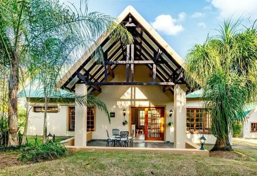 Perhestudio, Country Lane Lodge