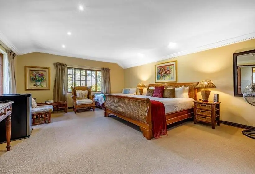 Perhehuone, Country Lane Lodge