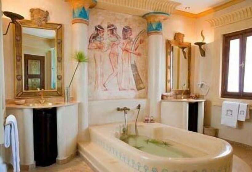 سوئیت رویال, Le Temple Des Arts