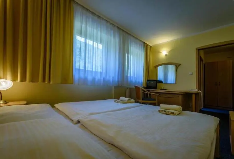 Standard-huone, Boboty