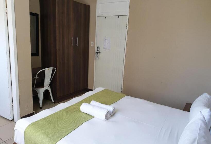 Superior-Zimmer, Cube