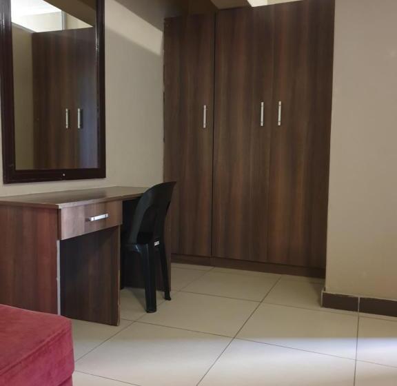 3-Bett-Standardzimmer, Cube