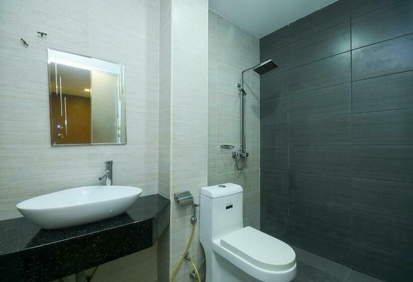 Superior Svit, Dragon Inn