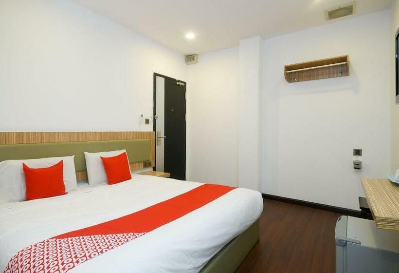 Deluxerum King Size Säng, Dragon Inn