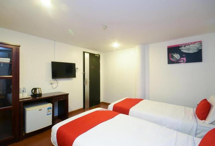 Deluxe Rum, Dragon Inn