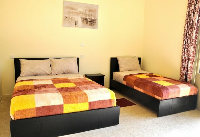 اتاق استاندارد سه نفره, Mauritania