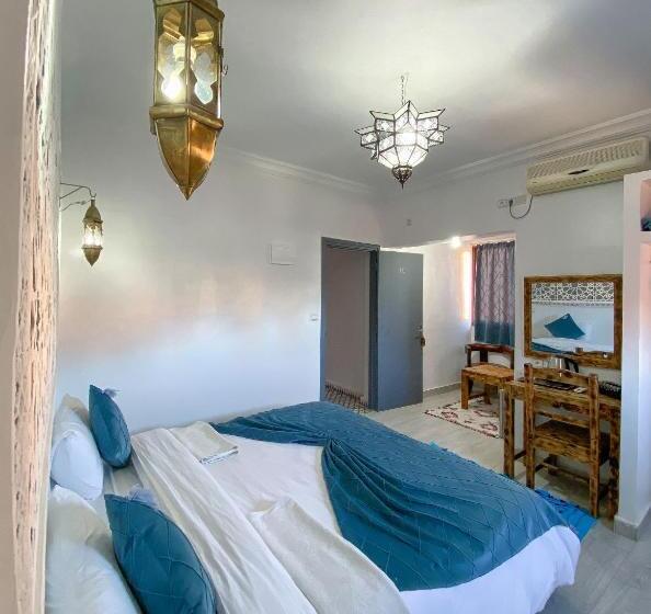 اتاق لوکس, Riad Amlal