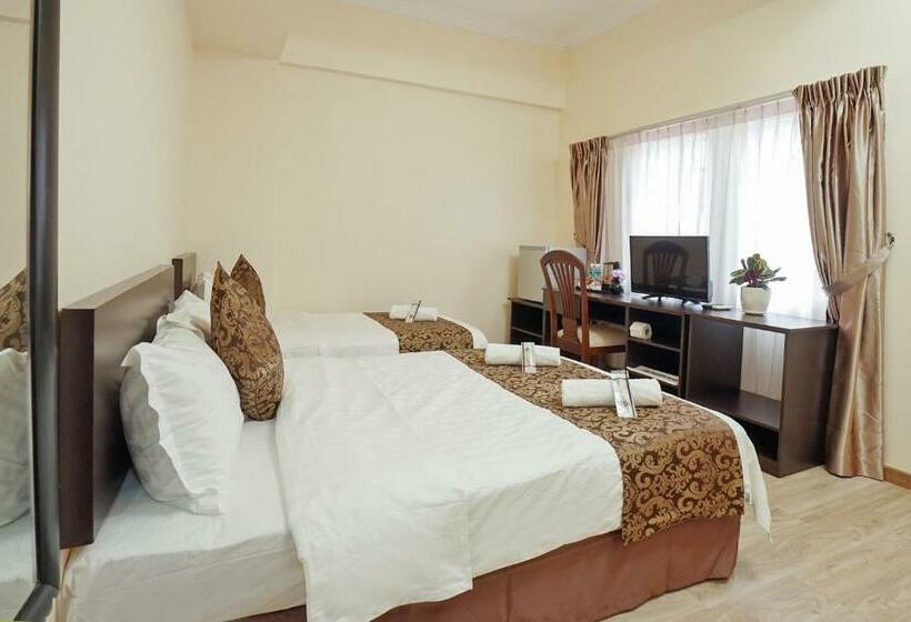 חדר משפחתי דלוקס, Rj Hotel Kulai