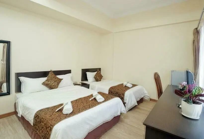Deluxe-perhehuone, Rj Hotel Kulai