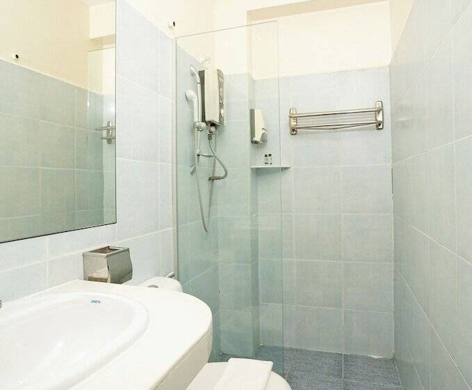 غرفة ديلوكس, Rj Hotel Kulai