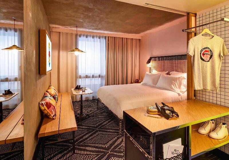 اتاق استاندارد, Rj Hotel Kulai