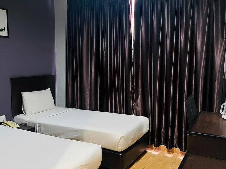 غرفة قياسية, Sayang