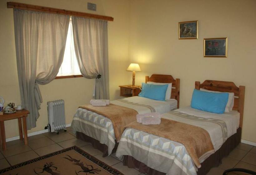 Номер Стандарт, The Old Mill