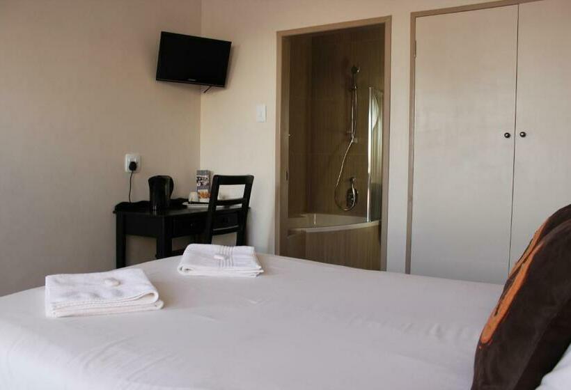 חדר דלוקס, Travel Lodge