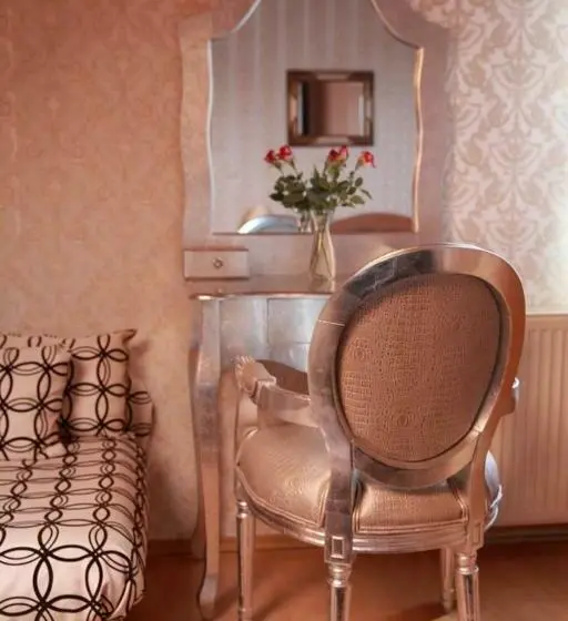 Standardeinzelzimmer, U Krba