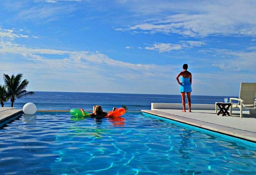 اتاق لوکس با چشمانداز باغ, Villa Star Of The Sea